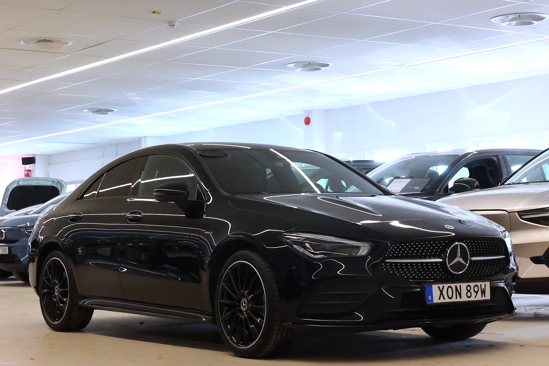 Mercedes-Benz CLA 250 e 218hk AMG Pano Värmare Widescreen