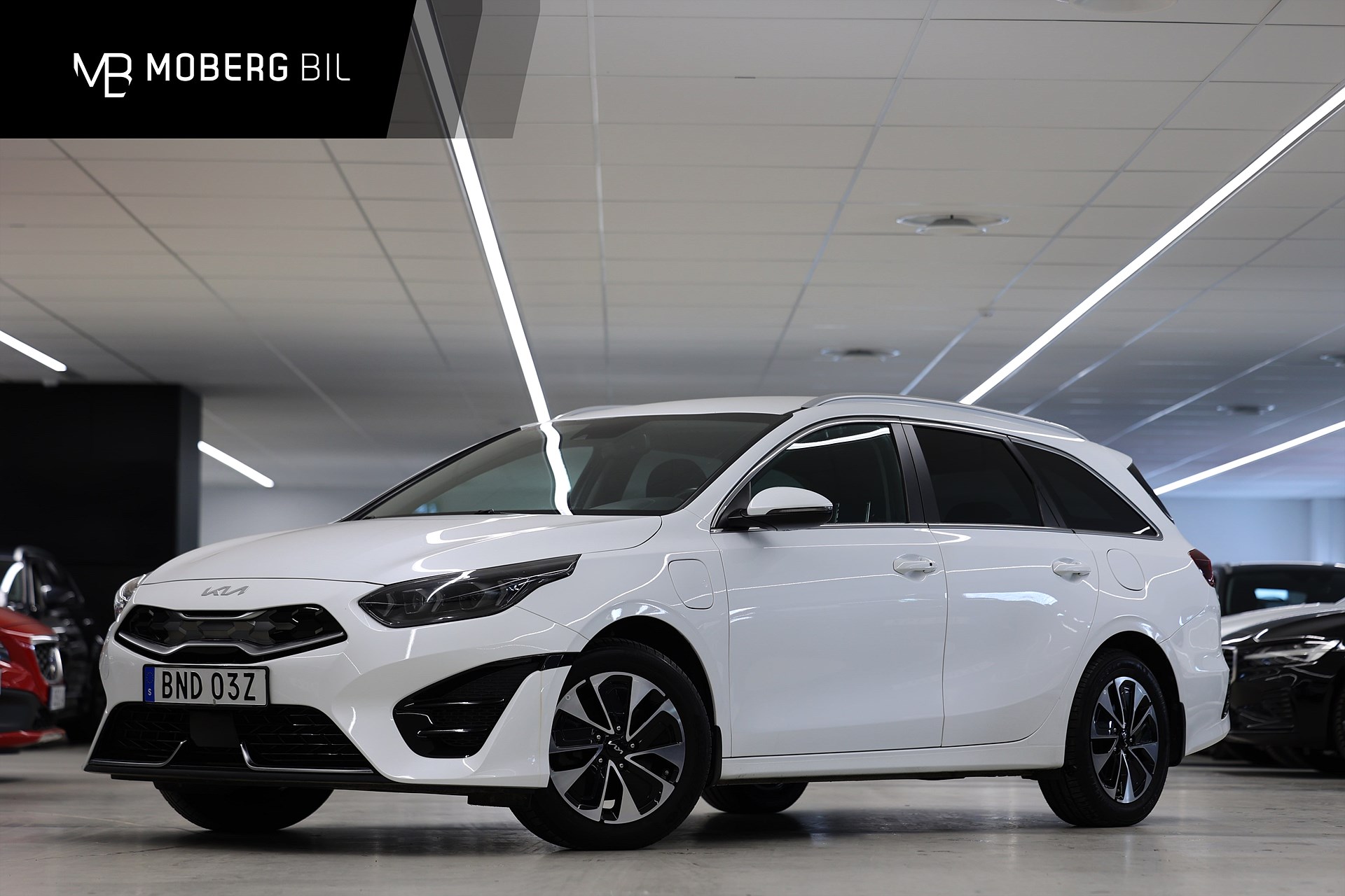Kia Ceed SW Plug-in 141hk Advance B-kamera Keyless CarPlay