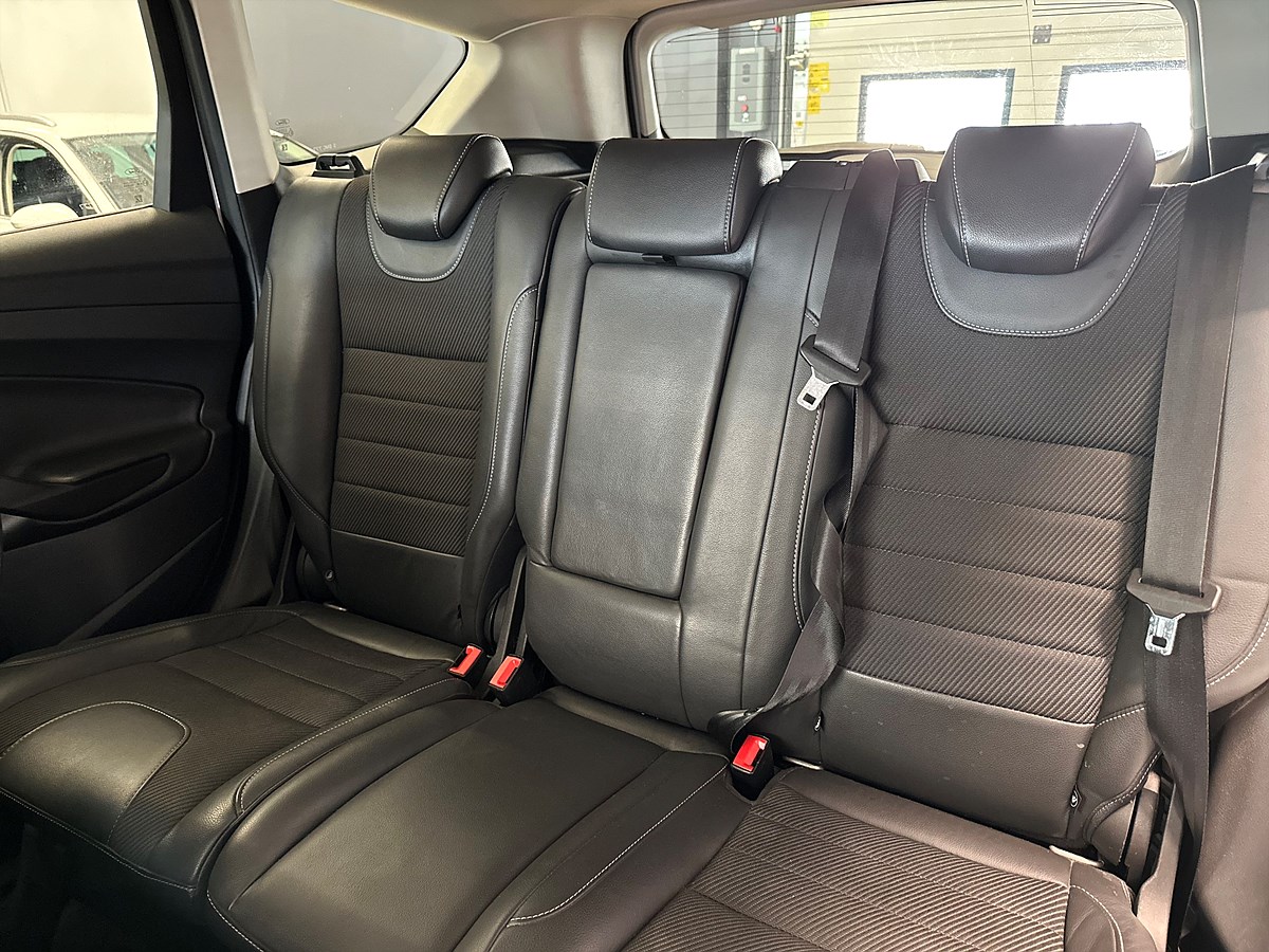 Ford Kuga – bild 18