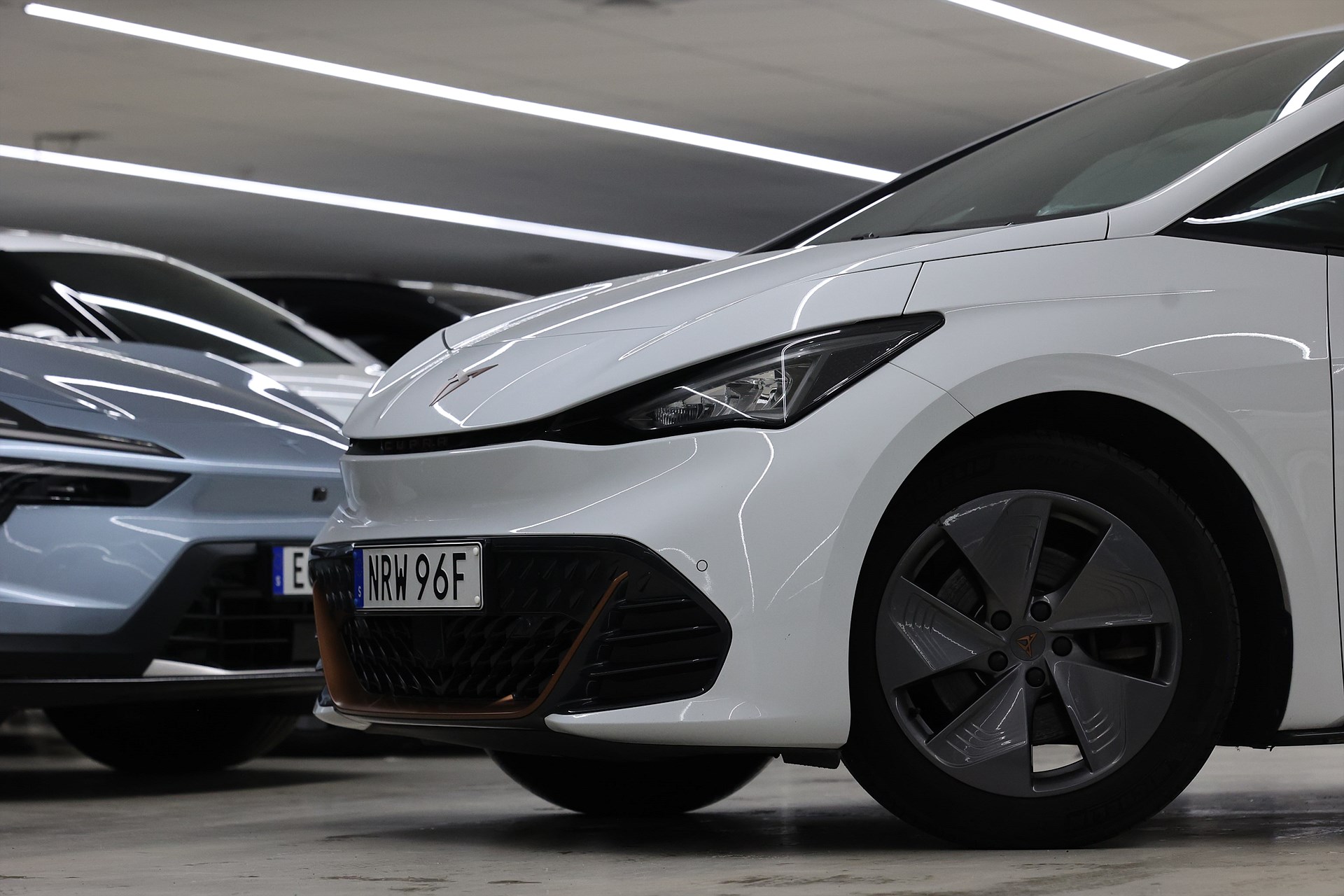 Cupra Born 204hk *Hjulkampanj!* Värmare B-kamera Navi Farth