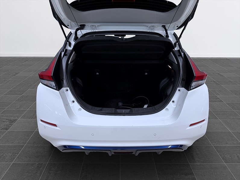Nissan Leaf 150hk Helg på Moberg! N-CONNECTA Navi 360 Värmare