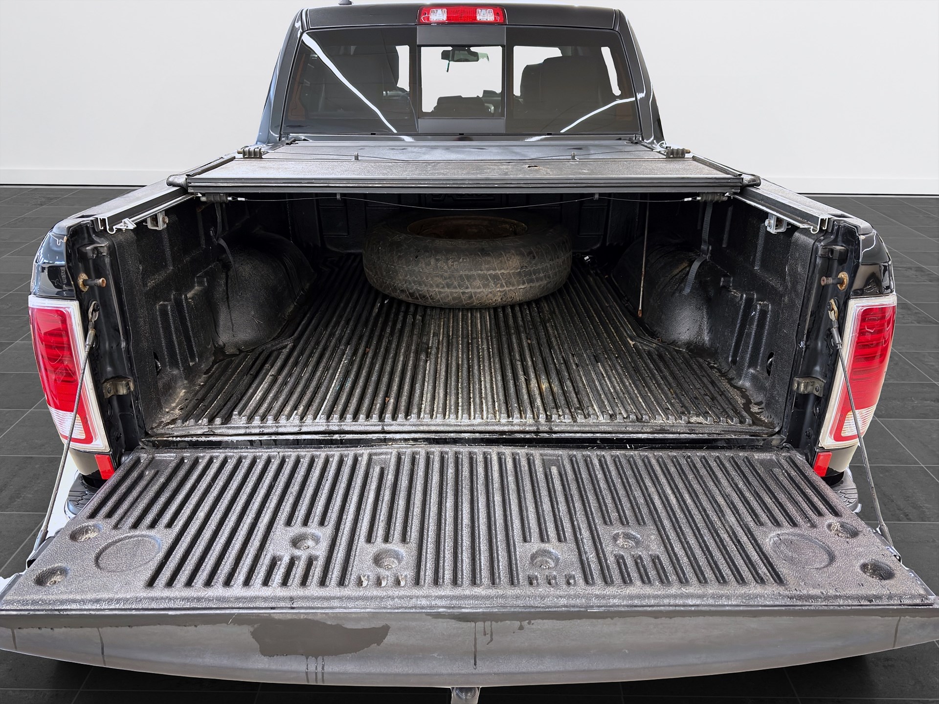 3.0 V6 EcoDiesel 4x4 Laramie Flaklock Drag Luftfjädring