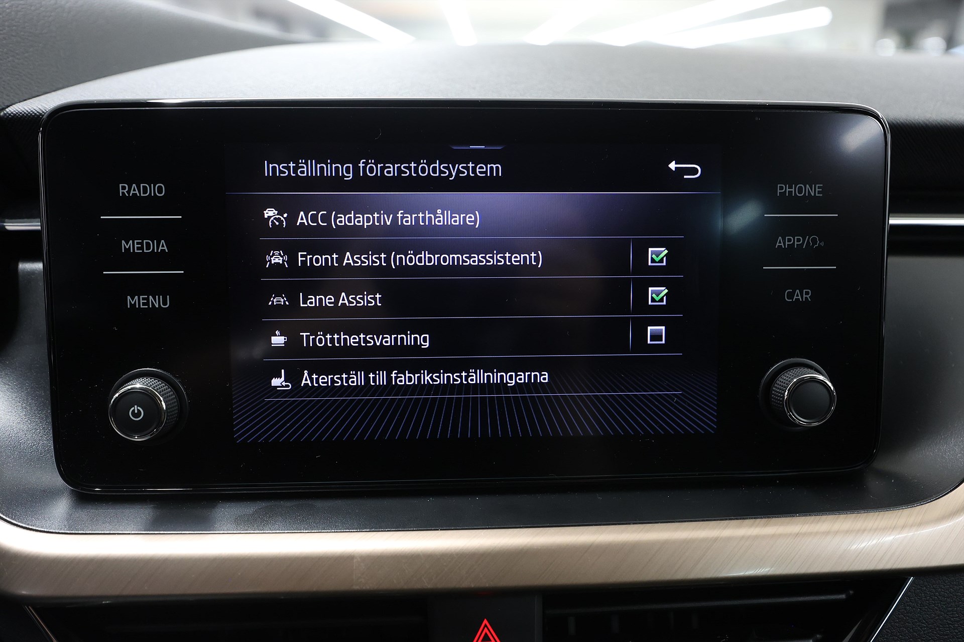 Skoda Scala 1.0 TSI 115hk *Hjulkampanj!* B-kamera PDC Farth MOMS