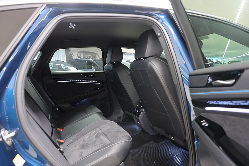 Volkswagen ID.7 Pro 286hk HUD 360 Massage Navi