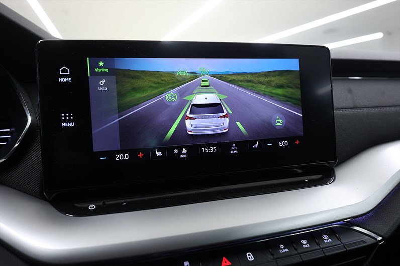 Skoda Octavia Kombi 204hk *Kampanj!* Style Massage Navi Keyless