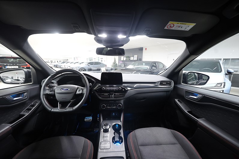 Ford Kuga Plug-In Hybrid 225hk ST-Line *Hjulkampanj!* Drag Kamera