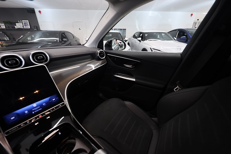 Mercedes-Benz GLC 300 e 4M *Inbyteskampanj!* AMG Drag Skinn MOMS