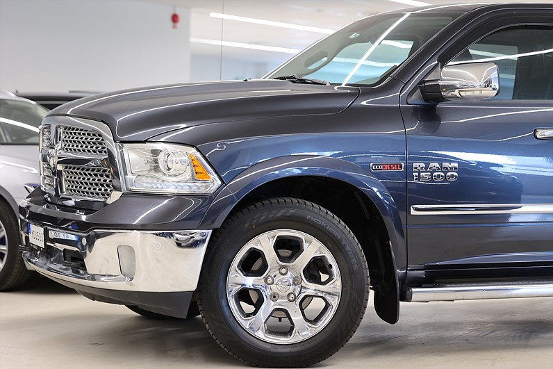 Dodge RAM 1500 3.0 V6 EcoDiesel Laramie Kåpa Frontbåge Drag LEASBAR