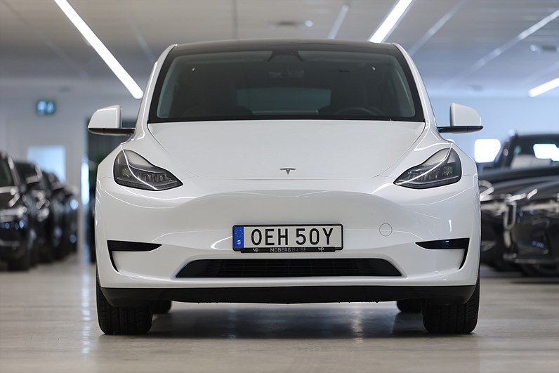 Tesla Model Y Standard Range 299hk Pano Läder Navi Drag B-Kamera