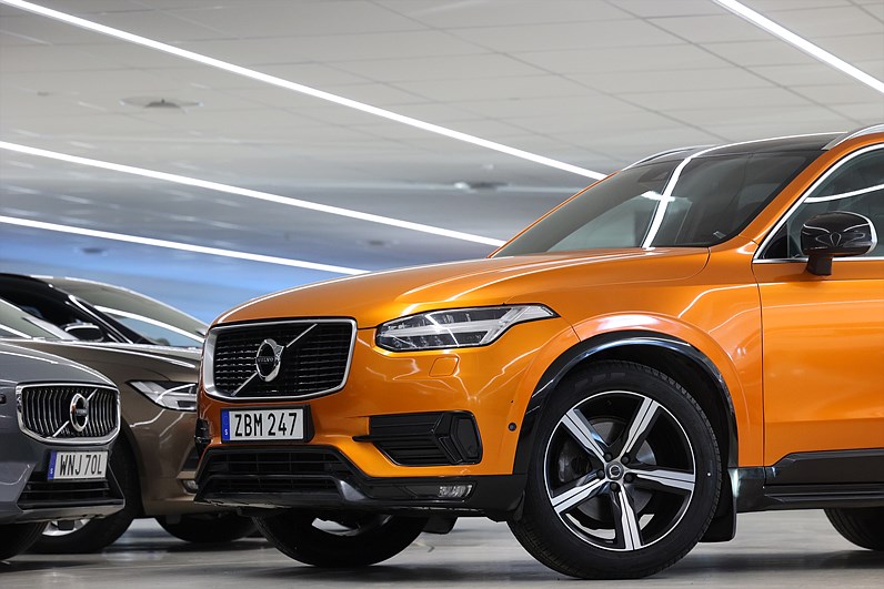 Volvo XC90 D5 AWD 235hk *Hjulkampanj!* R-Design Luft 7-Sits Drag