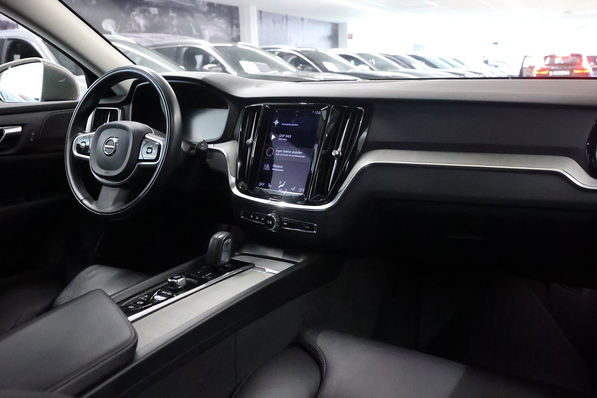 Volvo V60 Cross Country B4 AWD 197hk Momentum H/K Drag