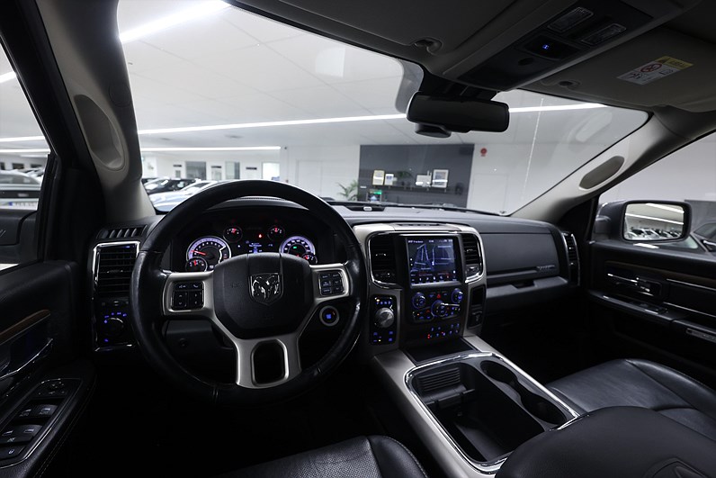 Dodge RAM 5.7 V8 4WD 401hk *Hjulkampanj!* Laramie RamBox MOMS