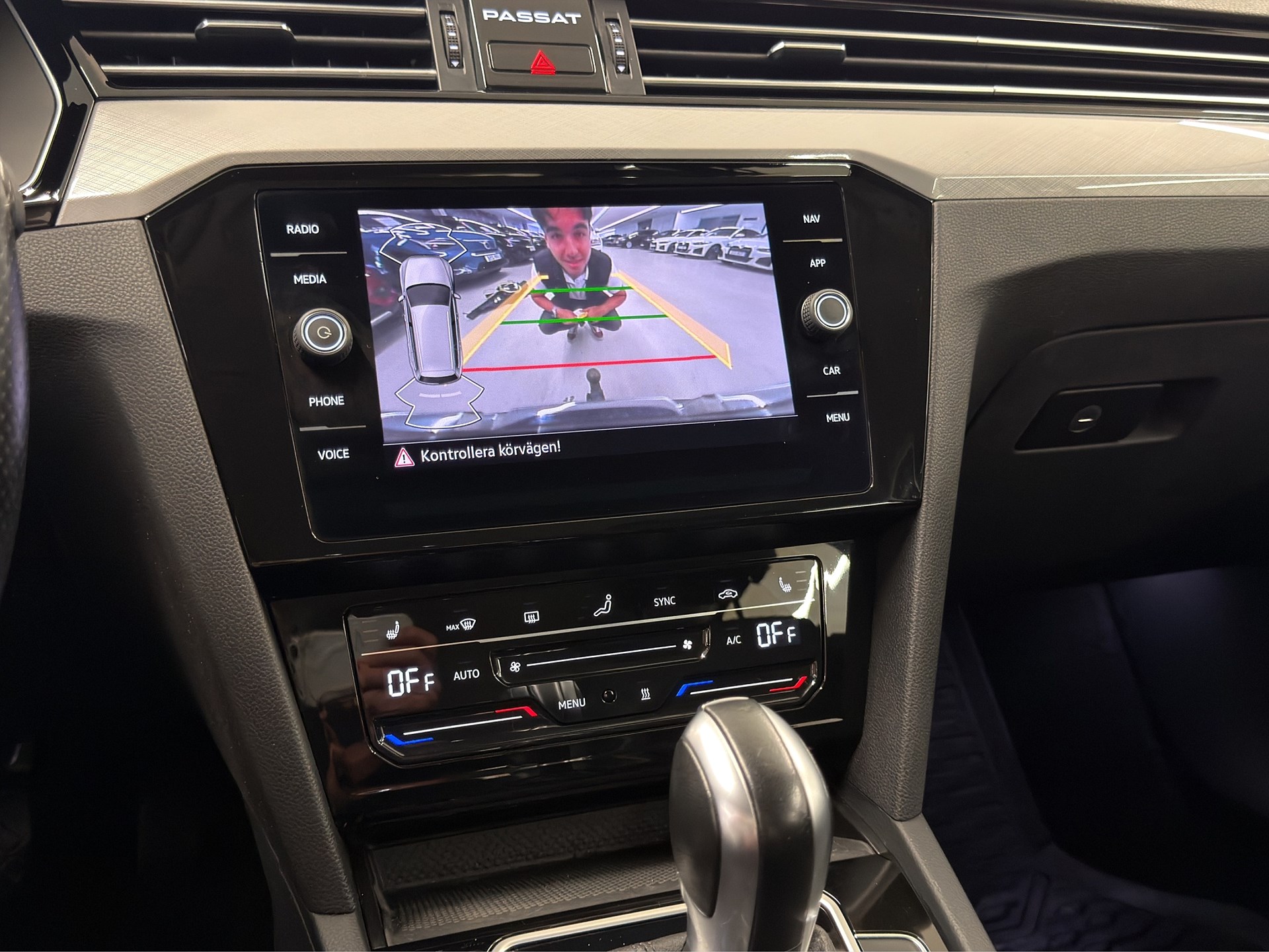 Volkswagen Passat SC GTE 218hk Keyless B-Kamera Navi Drag PDC