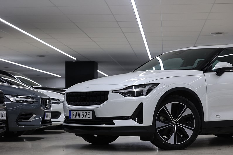 Polestar 2 Long Range Dual Motor 408hk *Hjulkampanj!* Plus H/K Värmare Pano MOMS