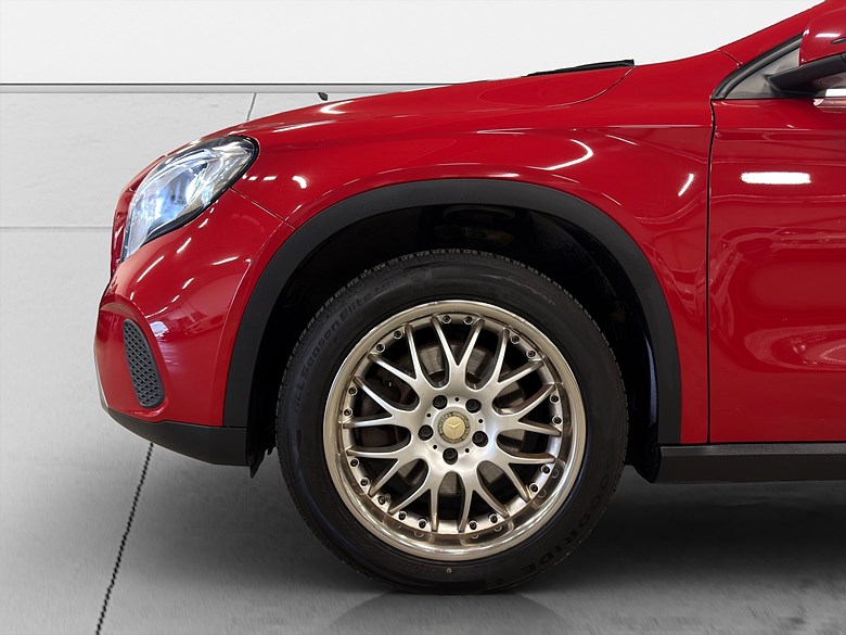 Mercedes-Benz GLA 220 4MATIC Dragkrok, 2018, röd – bild 21 av 21, begagnad hos Niber i Järfälla