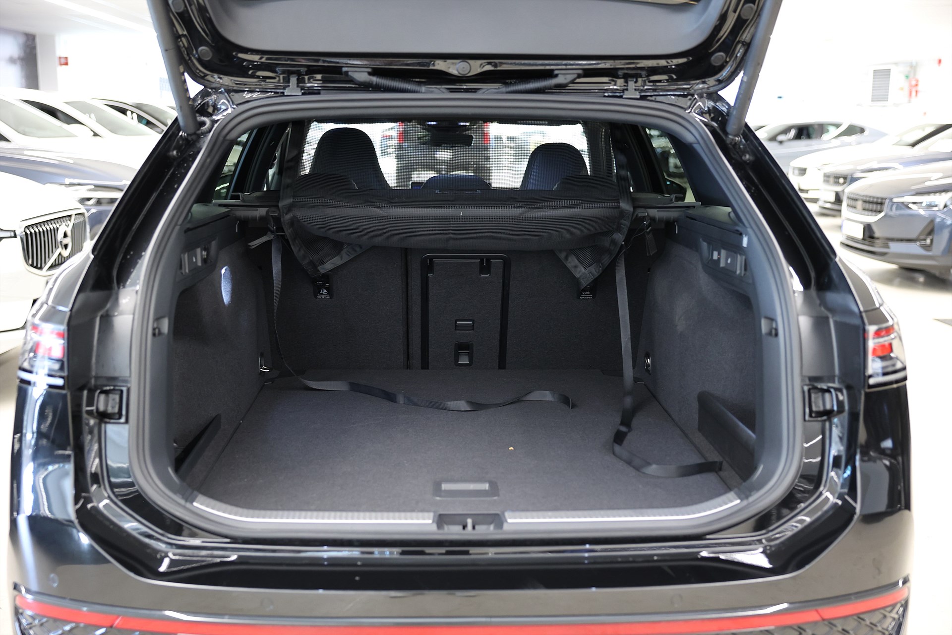 Volkswagen Passat 2.0 TDI 4M R Line 360-kam H/K Massage IQ Läder