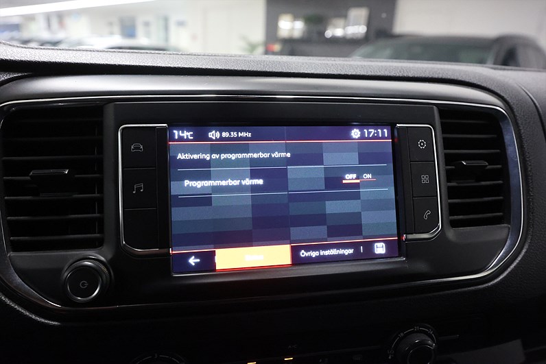 Citroën Jumpy Van 2.0 BlueHDi 177hk L2 Värmare Drag MOMS