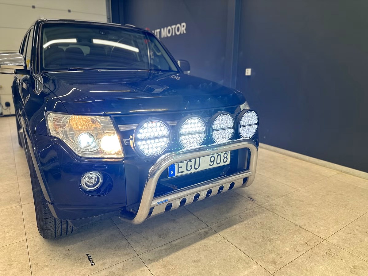 Mitsubishi Pajero – bild 3