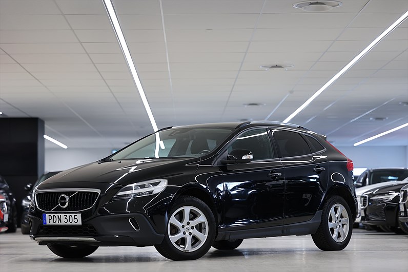 Volvo V40 Cross Country T3 152hk Kinetic H/K Värmare LED