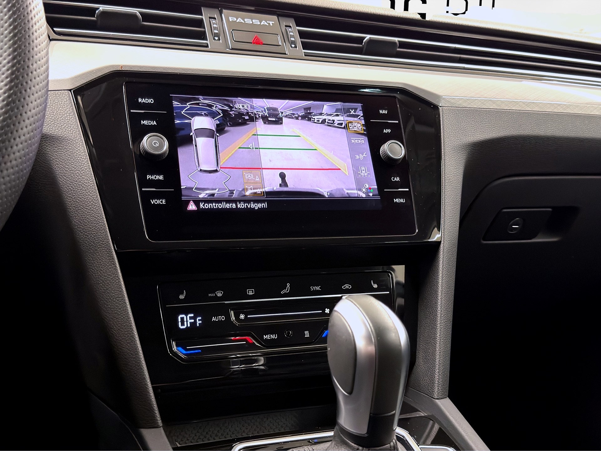 Volkswagen Passat SC GTE 218hk Keyless B-Kamera Navi Drag PDC
