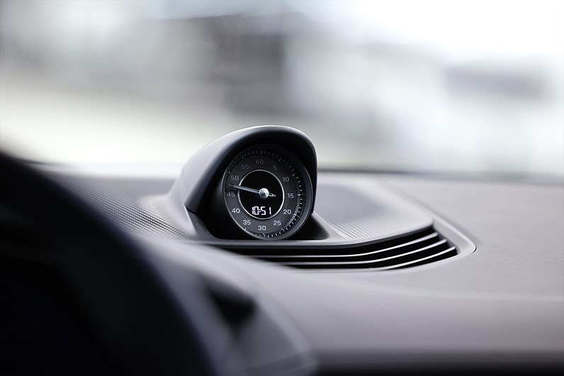 Porsche Taycan 4 Cross Turismo OffroadDesign Pano HUD BOSE 21