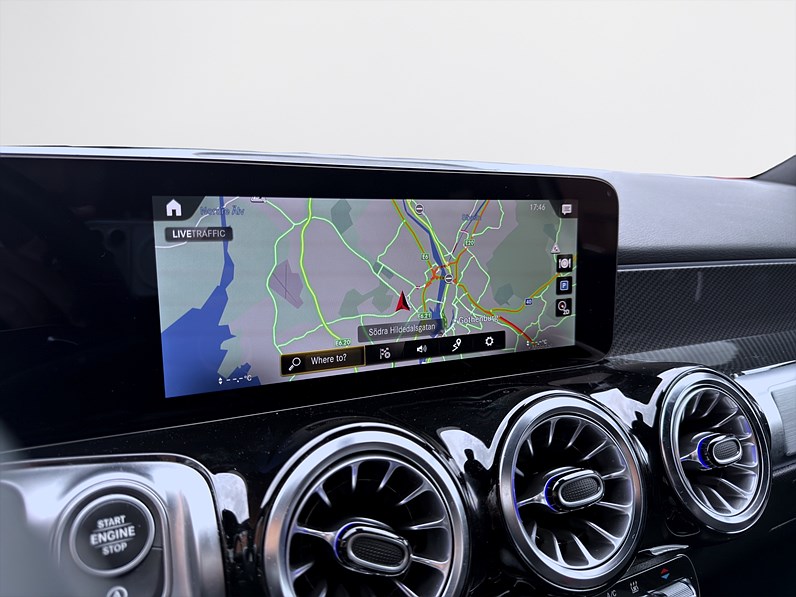 Mercedes-Benz GLB 200 d 150hk AMG Line Navi Keyless Drag B-Kamera