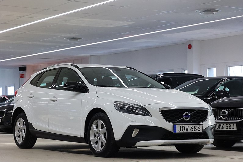 Volvo V40 Cross Country D2 115hk Momentum Värmare PDC