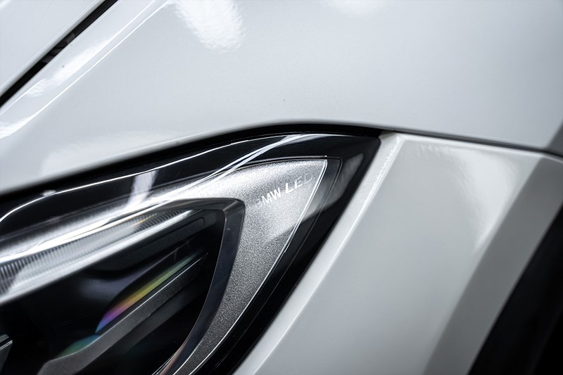 Bmw 330 2021 - miniatyr 3