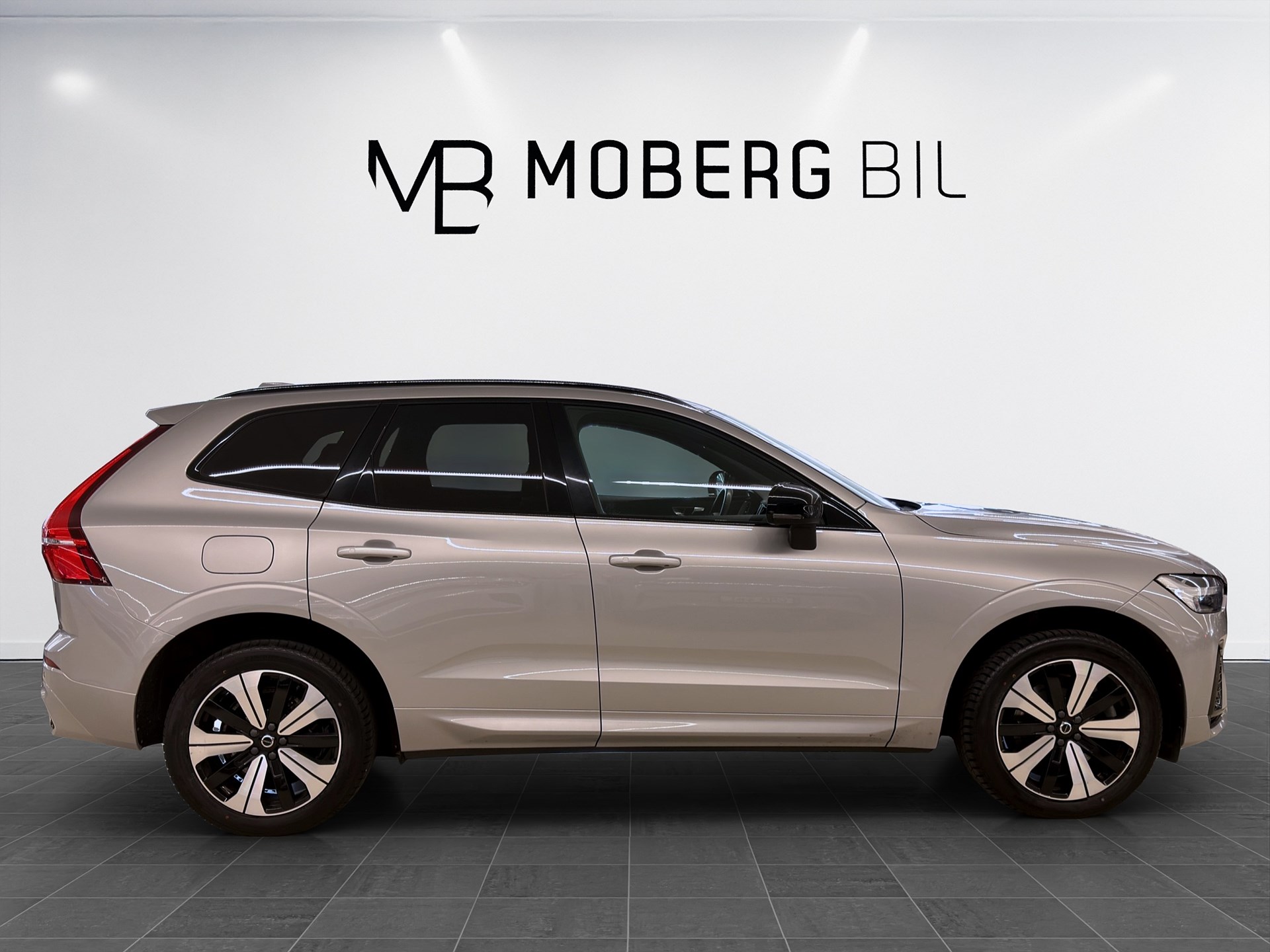 Volvo XC60 Recharge T6 350hk Plus Dark Drag B-Kamera H/K