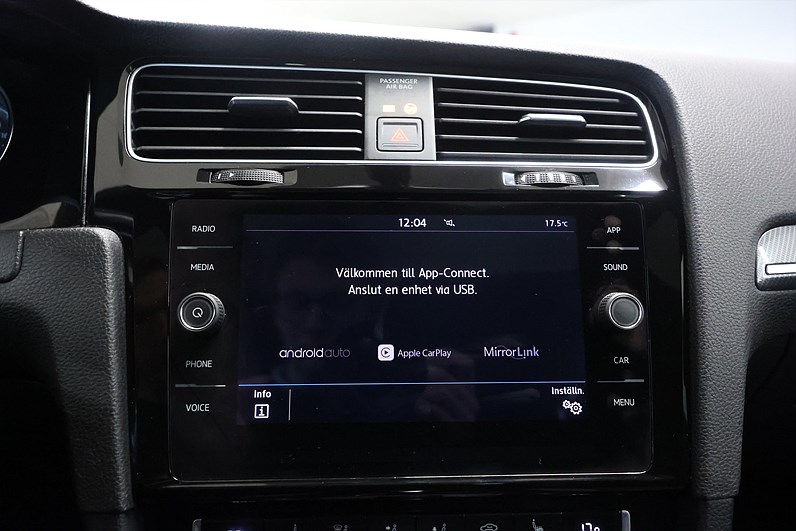 Volkswagen Golf 1.4 TSI 150hk R-Line Dynaudio Pano Värmare