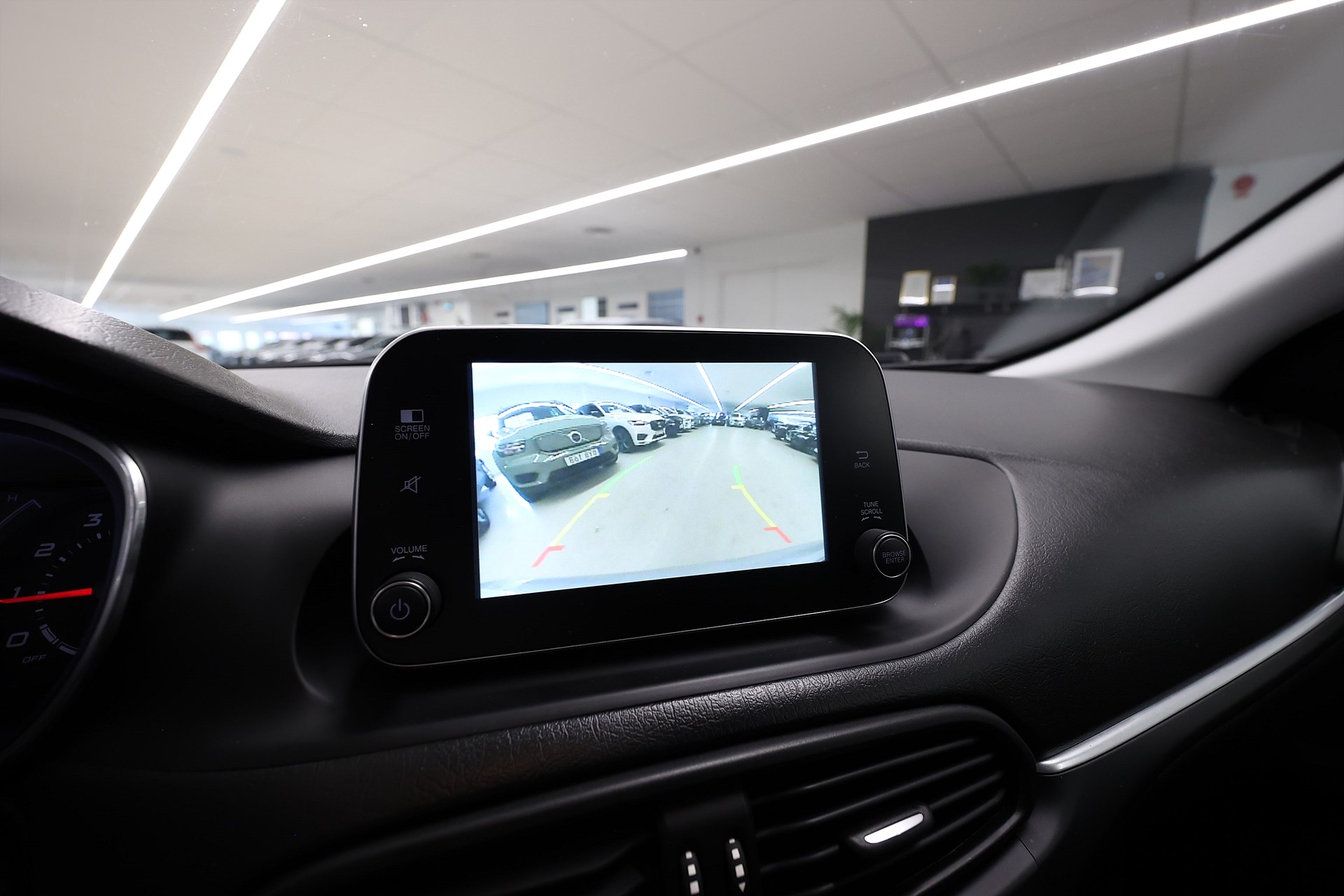 Fiat tipo 1.4 120hk Backkamera PDC Adaptiv fart Bluetooth