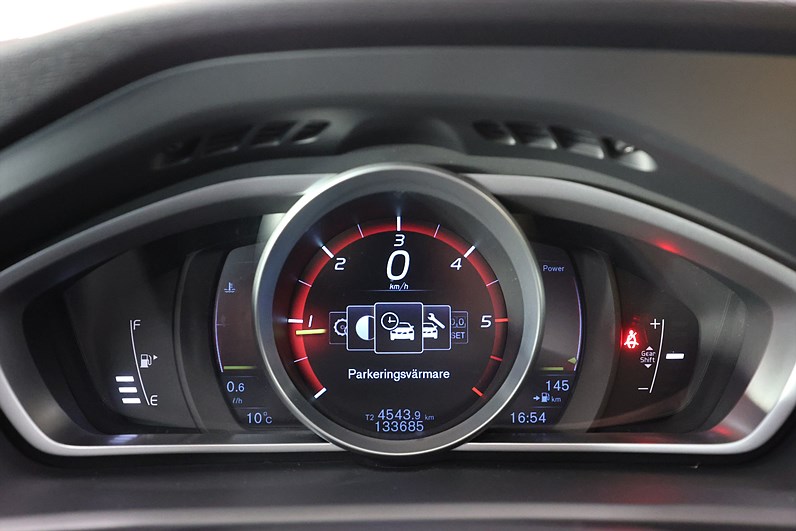 Volvo V40 Cross Country D2 115hk Momentum Värmare PDC