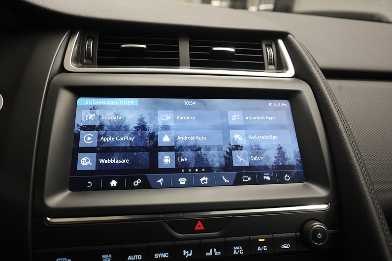 Jaguar E-Pace D150 AWD 150hk *Hjulkampanj!* B-kamera Drag