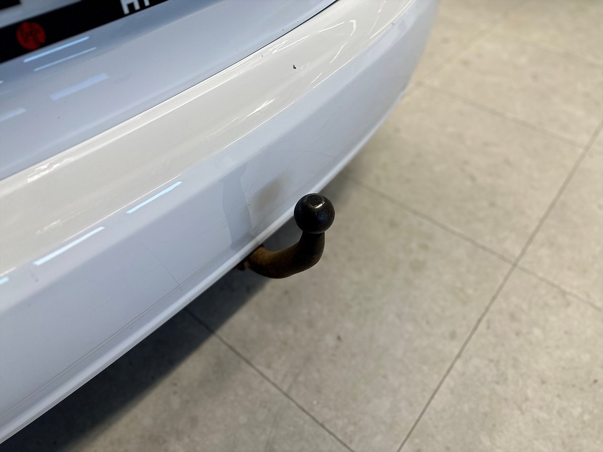 Toyota Avensis – bild 15