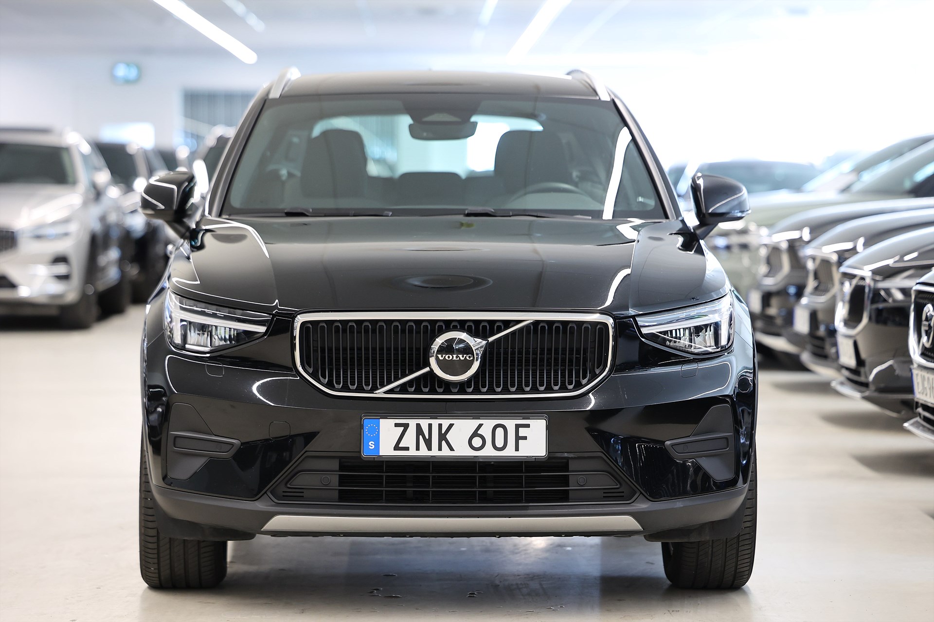 Volvo XC40 B4 AWD 197hk Core B-Kamera Keyless MOMS