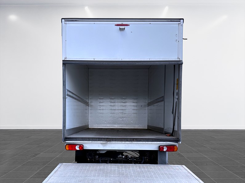 Peugeot Boxer 2.0 BlueHDi 130hk Volymskåp BG-Lyft MOMS