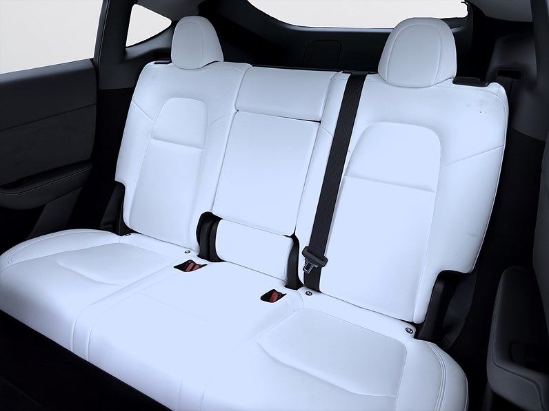 Tesla Model Y Long Range 514hk Pano Navi Drag B-Kamera MOMS