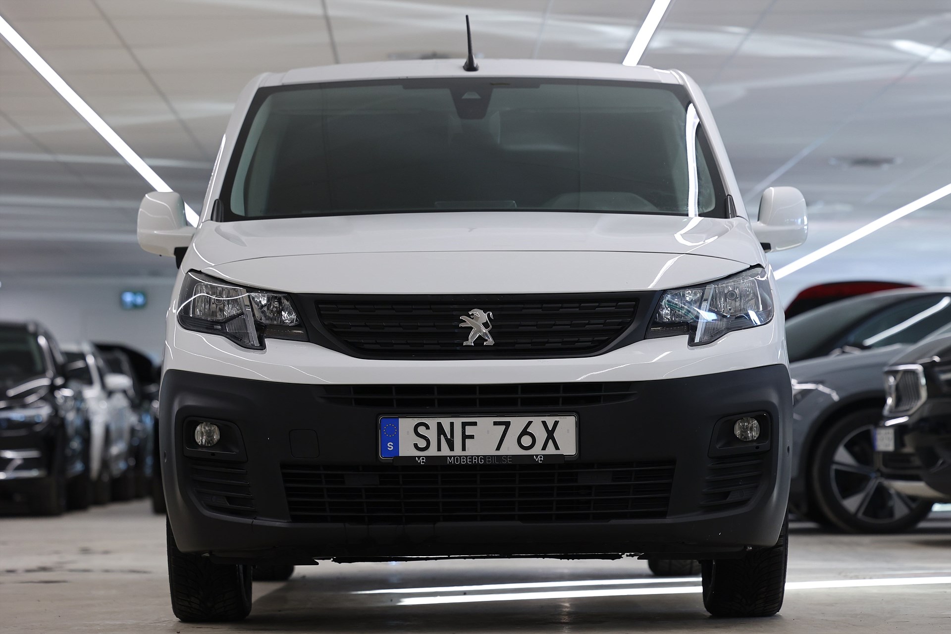 Peugeot Partner 1.5 BlueHDi 130hk Pro Plus Värmare B-kamera