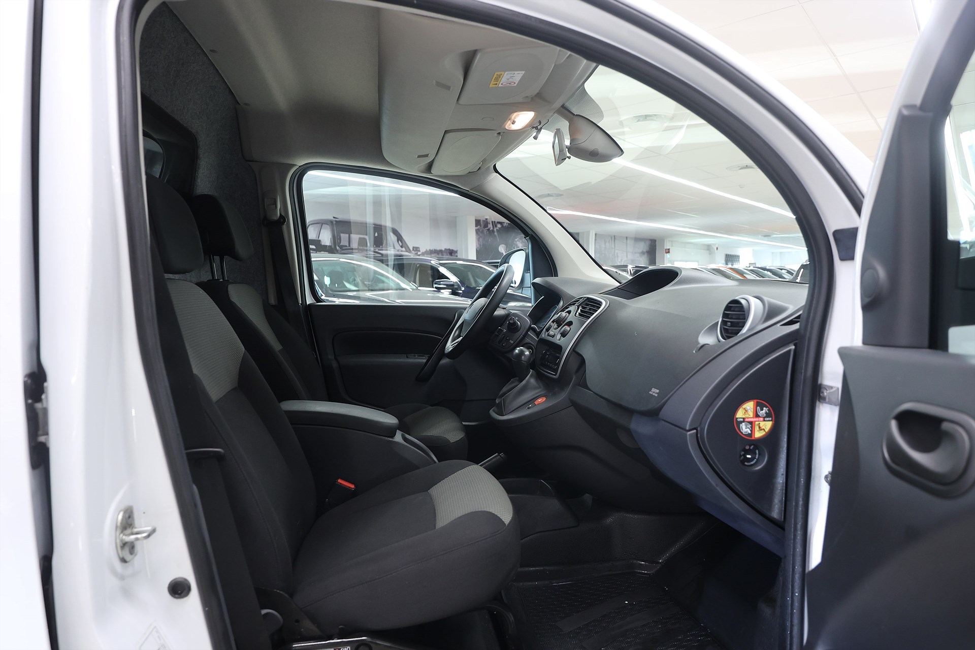 Renault Kangoo Z.E. Express 33 kWh PDC MOMS