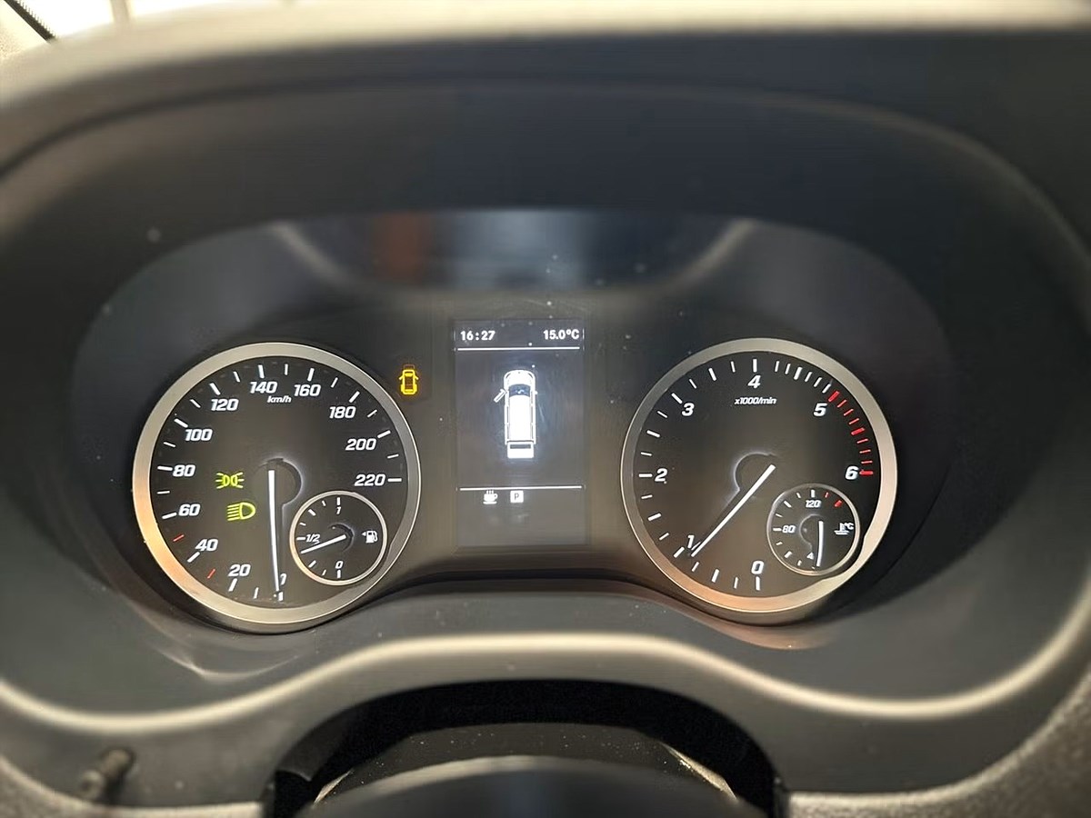 Mercedes-Benz Vito – bild 12