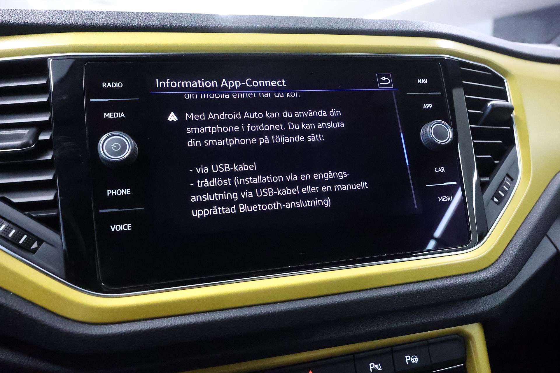 Volkswagen T-Roc Cabriolet 1.5 TSI 150hk R Line Läder Beats B-Kamera