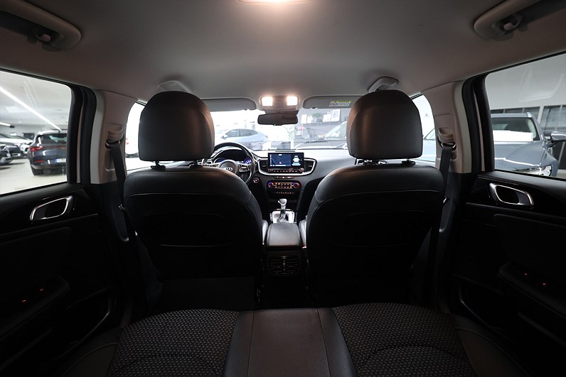 Kia Ceed 1.6 Plug-in SW *Hjulkampanj!* Advance Plus Drag MOMS