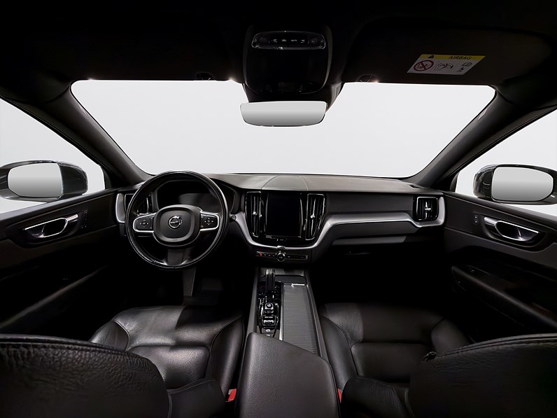 Volvo XC60 B4 AWD 197hk Momentum Adv Drag B-Kamera Läder
