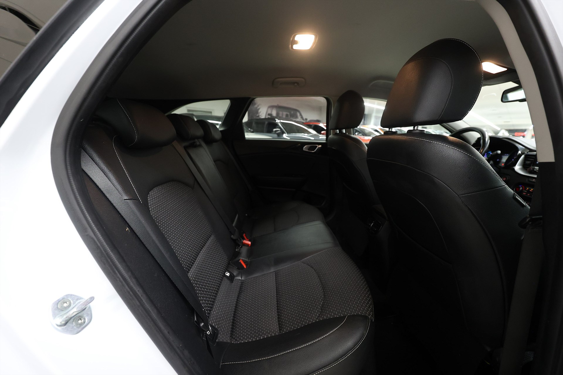 Kia Ceed 1.6 Plug-in SW *Hjulkampanj!* Advance Plus Drag MOMS