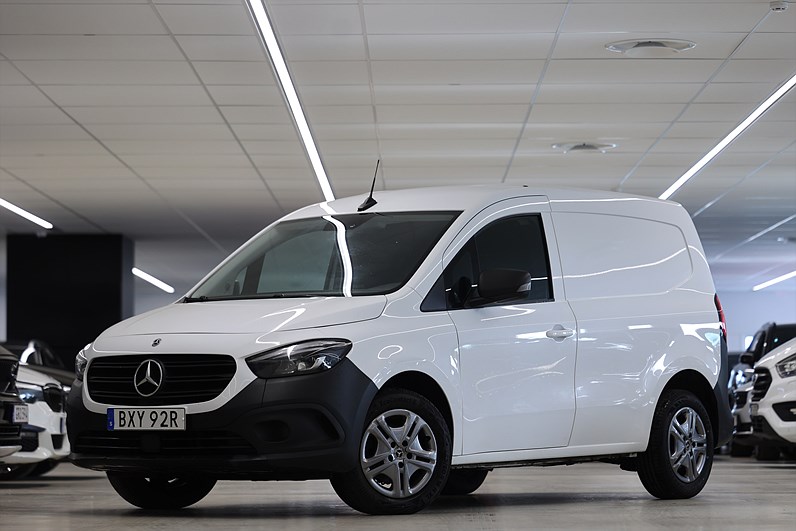 Mercedes-Benz Citan 110 CDI 95hk PRO B-kamera Drag LED MOMS