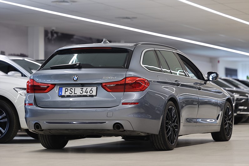 BMW 520d Touring 190hk Sport Line Navi PDC B-Kamera
