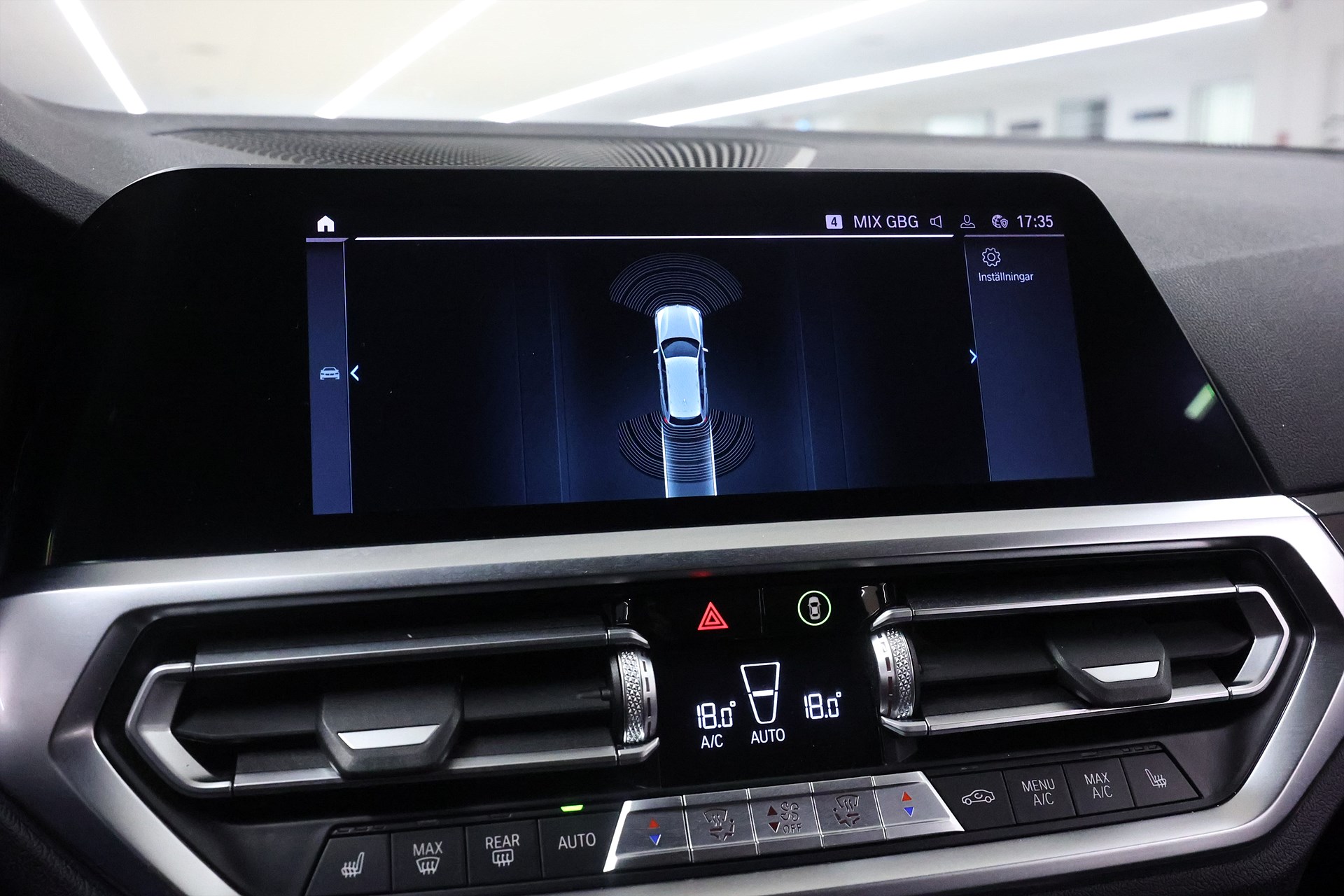 BMW 330e xDrive Touring 292hk Sport Line Shadow Navi Läder Drag