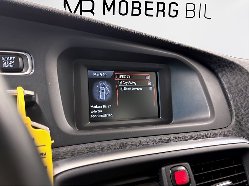 Volvo V40 T2 122hk Momentum Business Adv Värmare