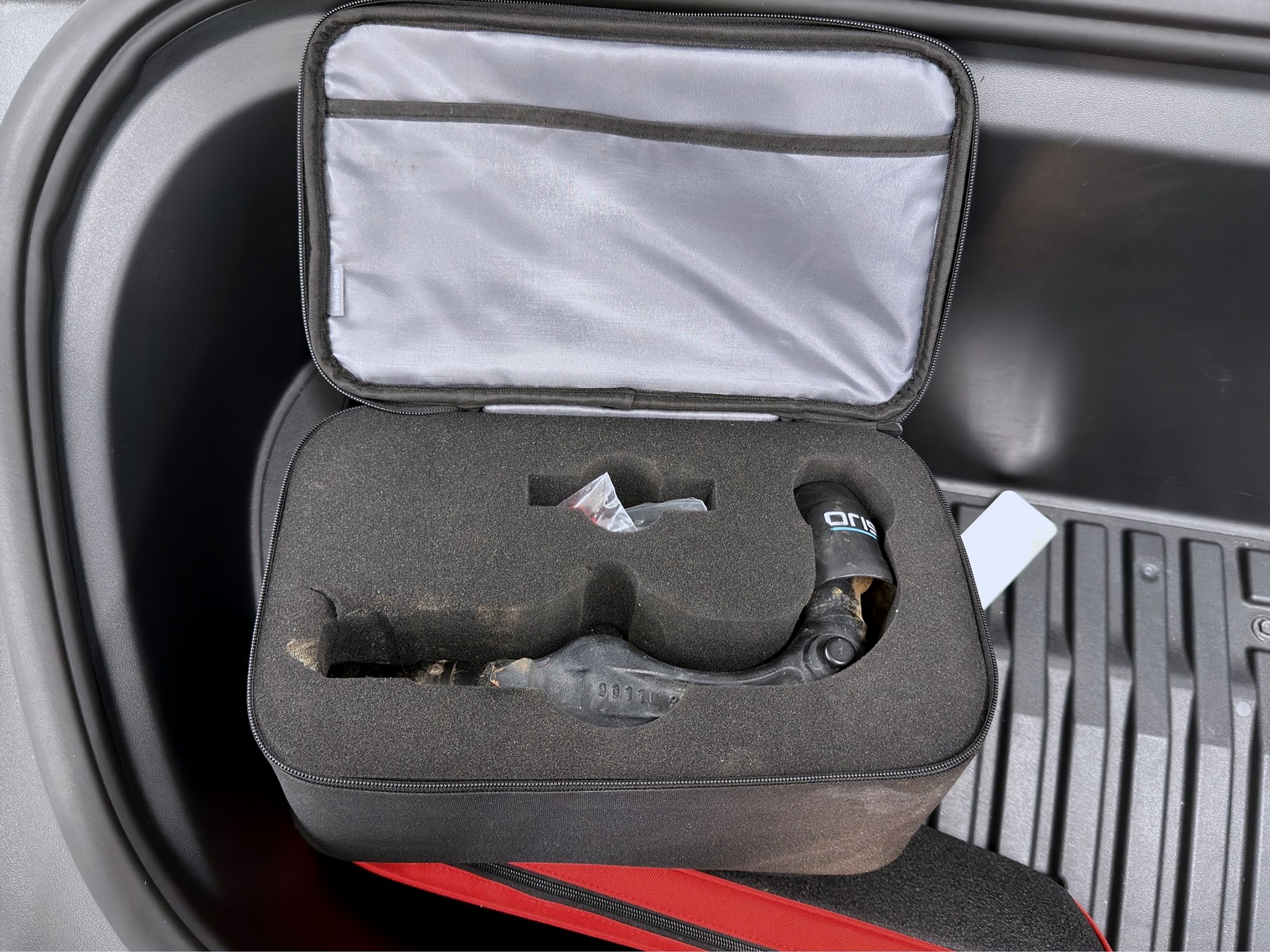 Tesla Model Y Long Range 514hk Pano Drag Läder B-Kamera AWD