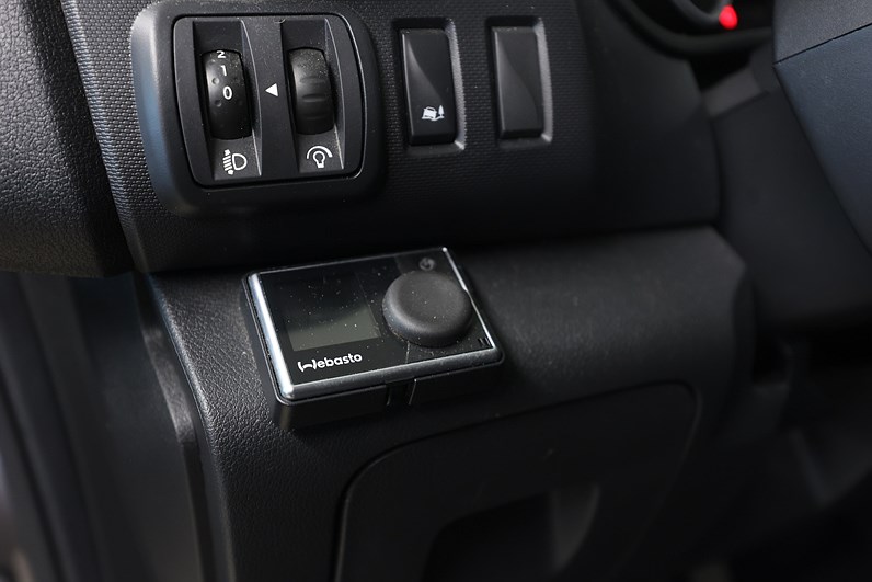 Nissan NV300 2.0 dCi 145hk L2 Drag Värmare B-kamera Navi